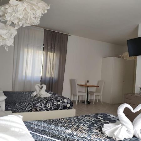 فندق Sweet House Self Check-In 24H Cavallasca المظهر الخارجي الصورة